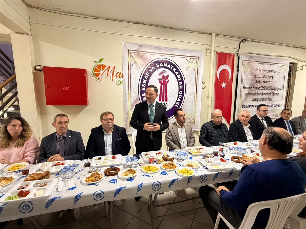 Esnaf Odası kahvaltısında protokol ve küçük işletmeci sorunlara çözüm yolu aradı Biga'da