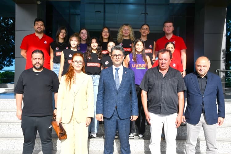 ÇOMÜ Kadın Voleybol Takımı Tarihinde İlk Kez 2. Lig’de