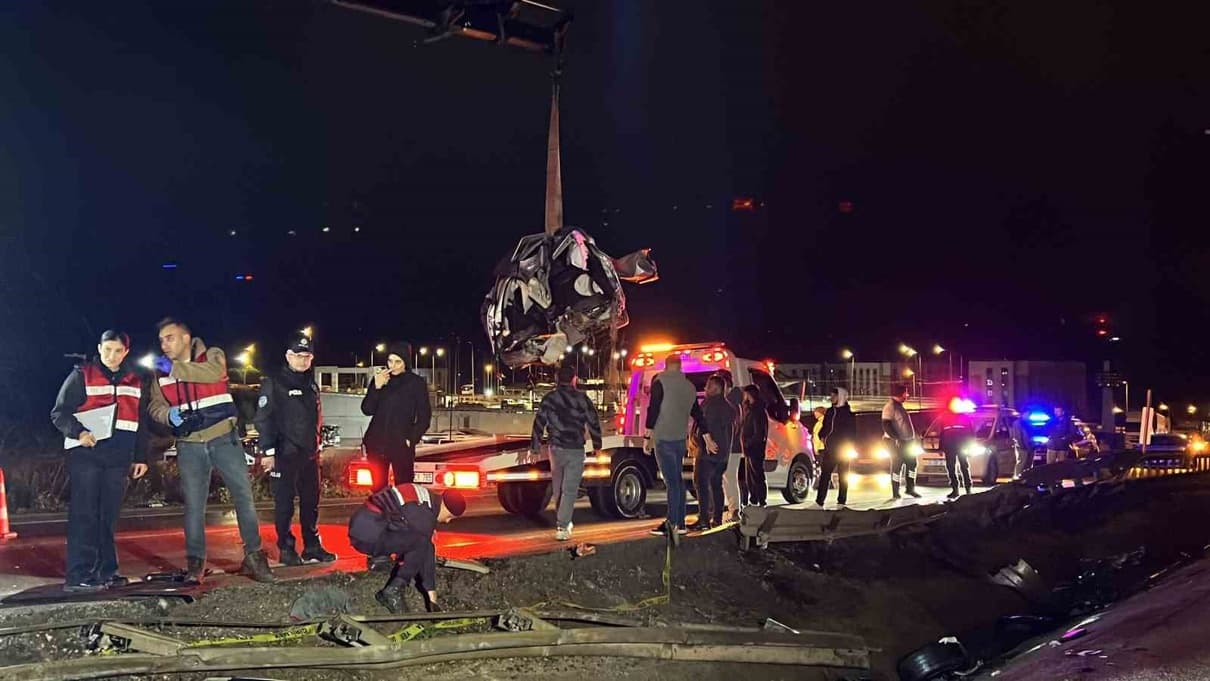 Çanakkale il girişindeki olayda yaşamını yitiren şoför Umurbey'de defnedildi
