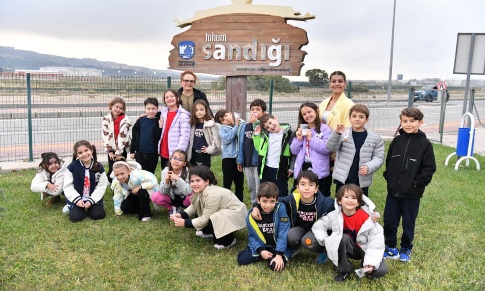Çanakkale'de Tohum Sandığı'nda Öğrenciler Yerel Tohumları Tanıdı
