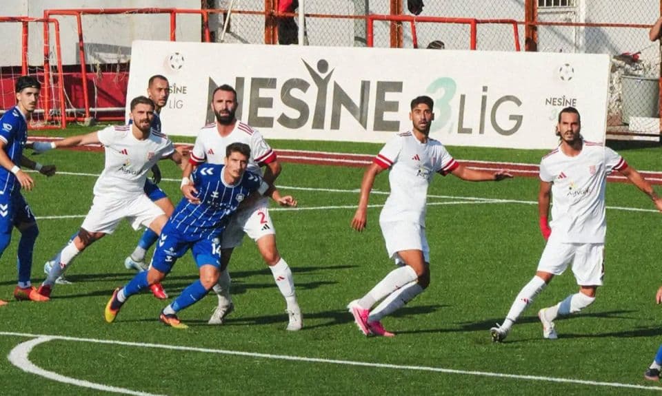 Bigaspor, Ayvalıkgücü Belediye Spor karşısında 2-1 yenildi