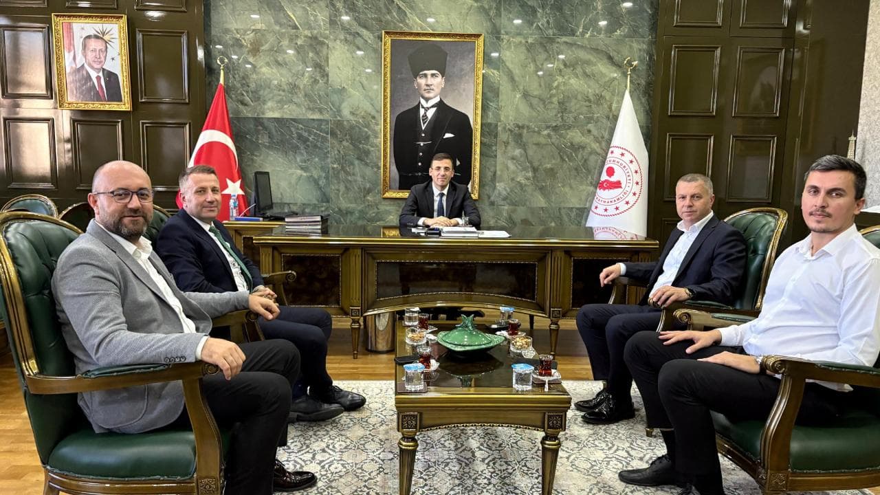 AK Parti Çanakkale İl Başkanı Çan Kaymakamı Bülent Şimşek'i Ziyaret Etti