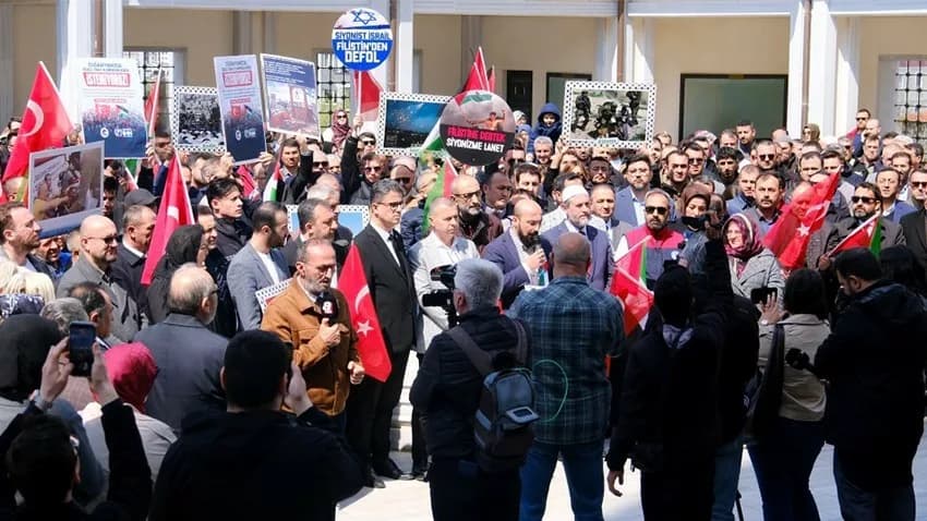 Filistin'e Destek için Çanakkale'de Binlerce Kişi Bir Araya Geldi