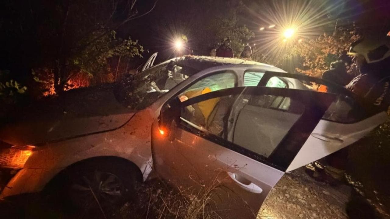İzmir-Çanakkale Yolunda Feci Kaza: Otomobil refüje uçtu
