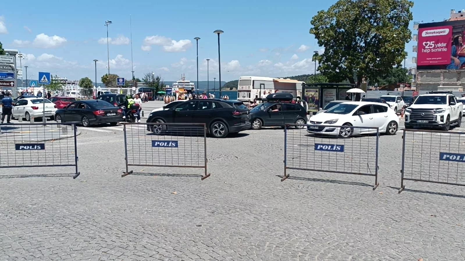 Çanakkale'de Kurban Bayramı'nın Üçüncü Günü: Feribot Yoğunluğu Sürüyor