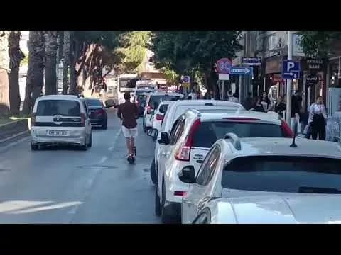 Ambulanslar da Trafikten Etkileniyor