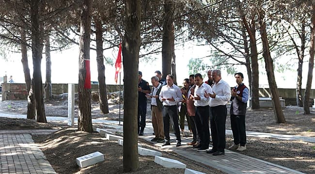 VALİ TORAMAN, GÜMÜŞÇAY ŞEHİTLİĞİ'NDE ŞEHİTLERİ ANDI