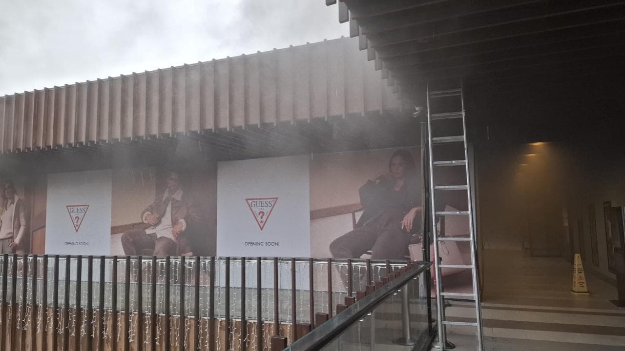 Çanakkale 17 Burda AVM’de Üst Kat Yangını ve Yoğun Duman Alarmı