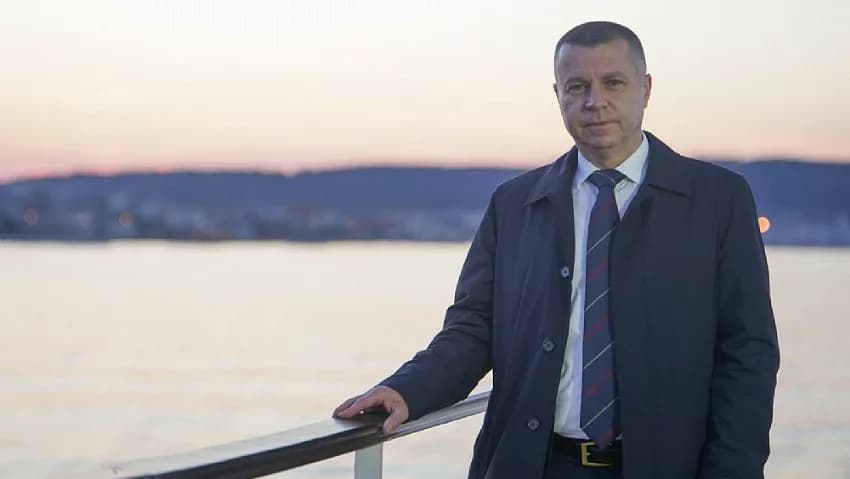 AK Parti İl Başkanı Abdurrahman Kuzu'dan Muharrem Erkek’e Sert Çıkış: “Sorumluluktan Kaçarak Şehir Yönetilmez!”