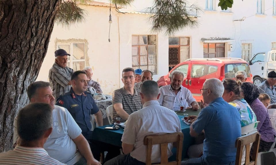 Kaymakam Kaptanoğlu Tavaklı Köyü’nde Vatandaşların Taleplerini Dinledi