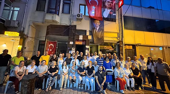 DAYANIŞMA NÖBETİ SÜRÜYOR