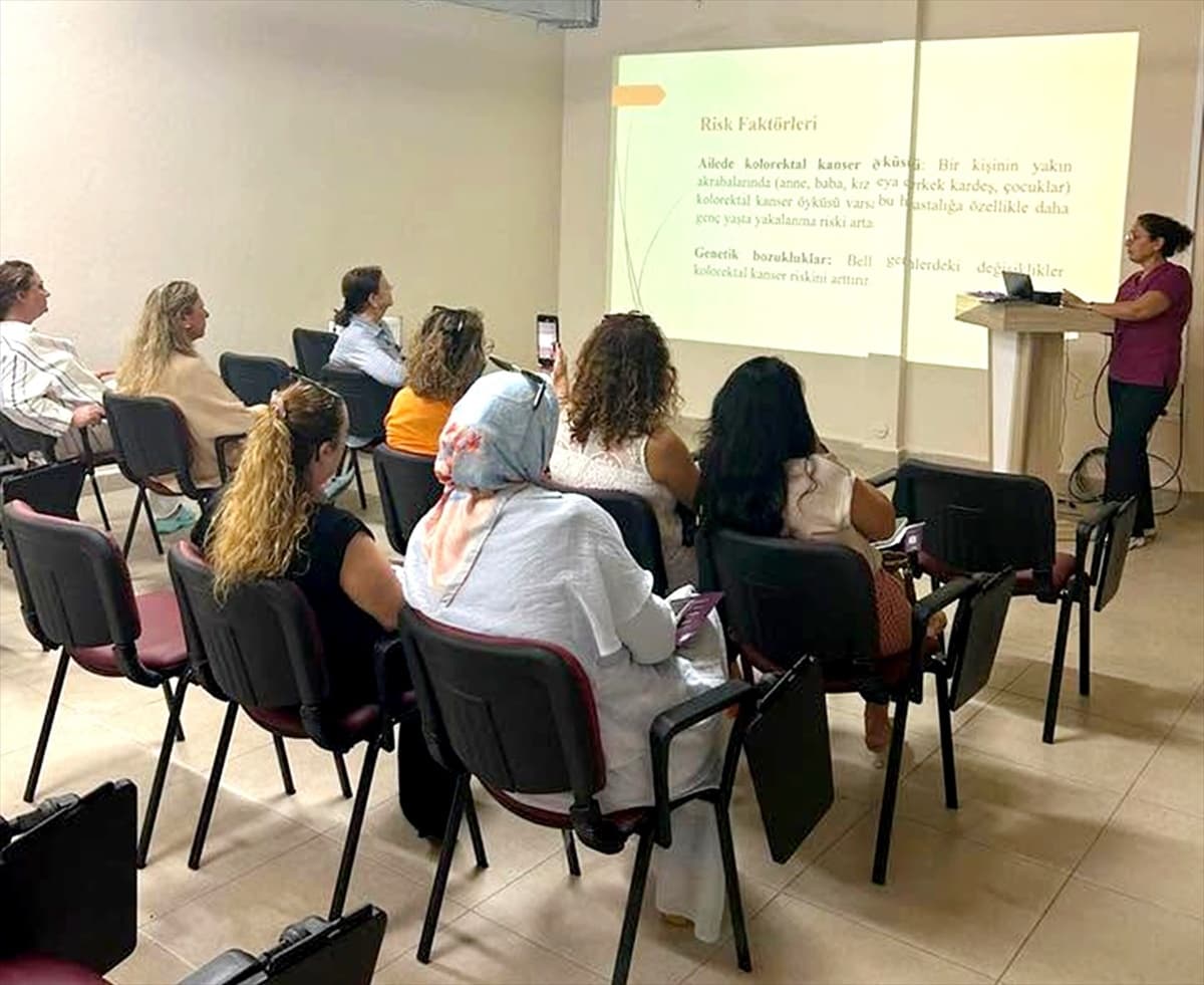 Kadınlara kanser taraması anlatıldı, erken teşhisin önemine dikkat çekildi Gelibolu'da