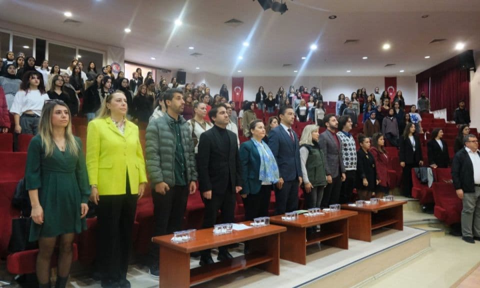 Çanakkale’den Geleceğe Nefes: Gençler, İklim Bilincini Çocuklara Taşıyor