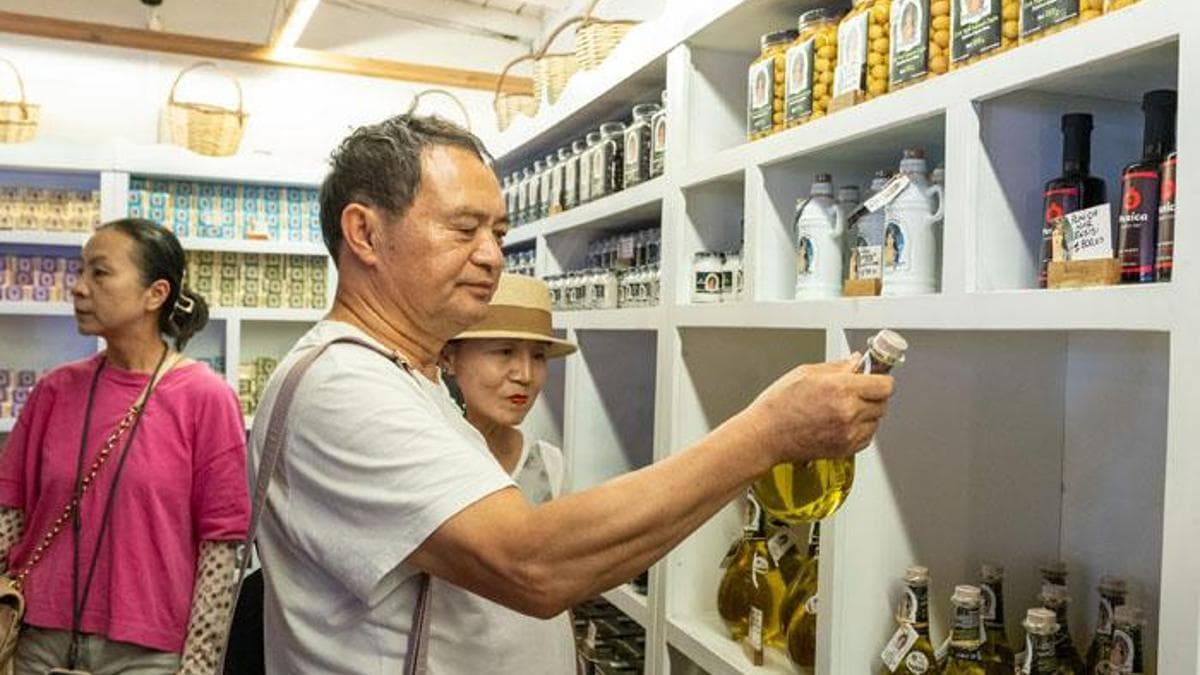 Kültür Yolu Festivali Çanakkale'de: Çinli turistlerin gözdesi zeytinyağı oldu - Son Dakika Haberler CNN Türk