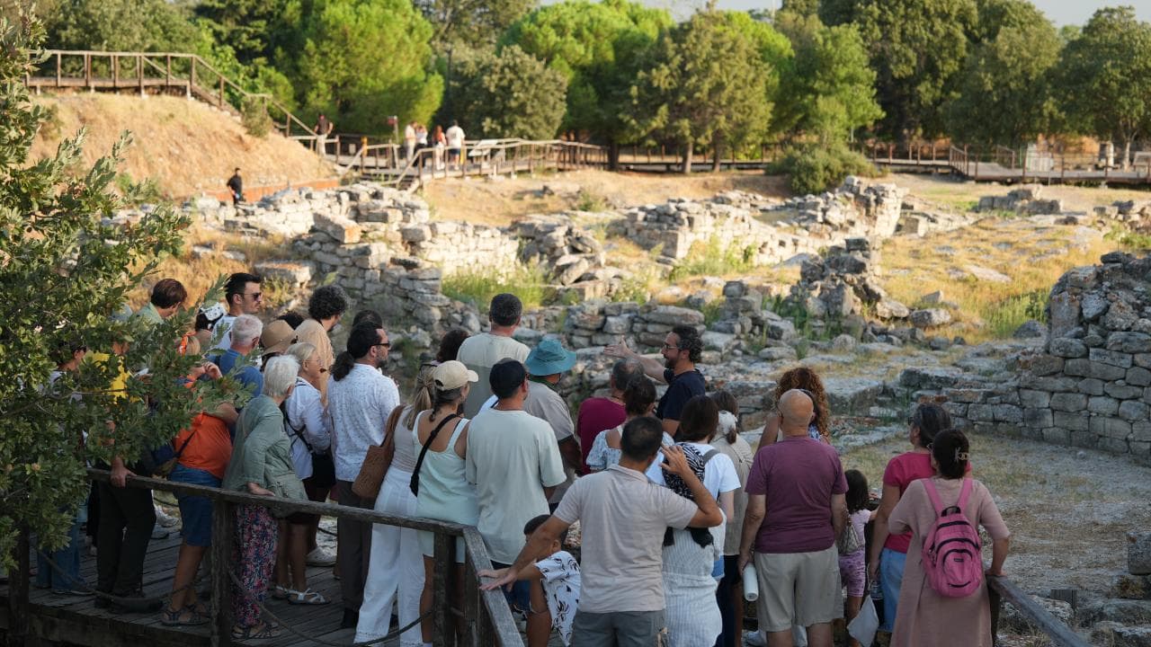 Çanakkale’de İlk Gün Böyle Geçti! Festival Kentin Her Noktasına Taştı