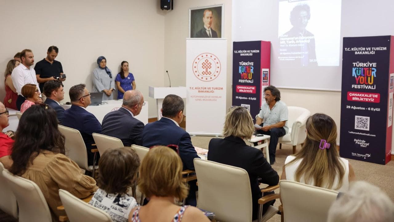 İlyada’nın Doğduğu Topraklarda Troya Konuşuldu