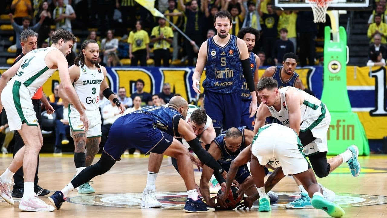 Çanakkale'de EuroLeague heyecanı: Fenerbahçe 99, Zalgiris Kaunas 80