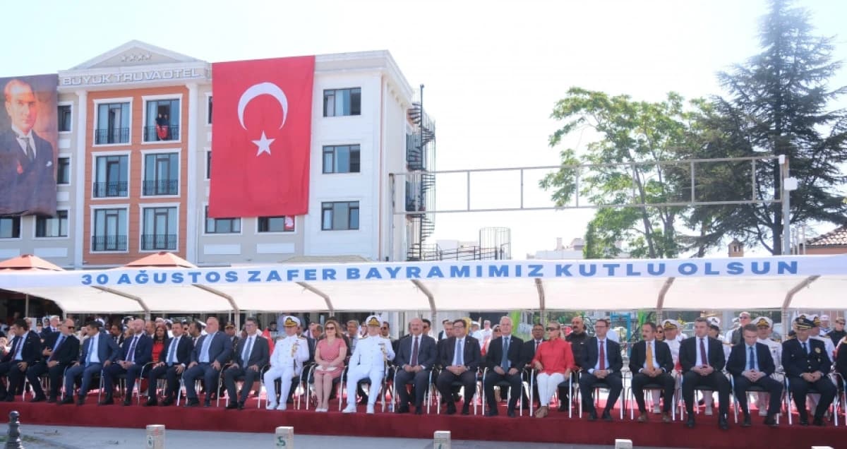 Çanakkale’de Büyük Zafer’in 104. Yılına Görkemli Kutlama haberi