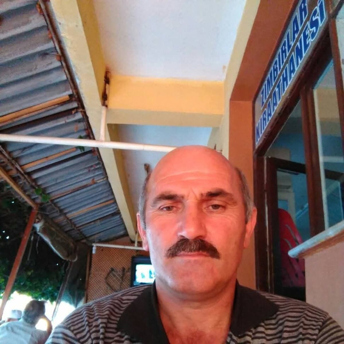 Gelibolu'da Hüzünlü Sabah: 55 Yaşındaki Avni Çakır Banyoda Hayatını Kaybetti