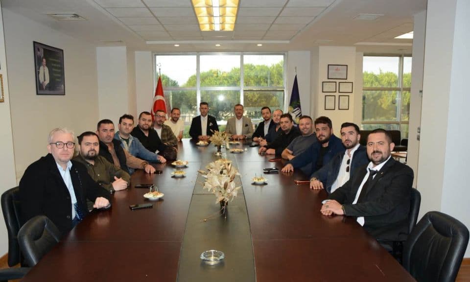 Çanakkale ve Çan İş Dünyasından Ekonomiye Yön Veren Adımlar: ÇANİAD, Ticaret Borsası Yönetimine Tebrik Ziyaretinde Bulundu