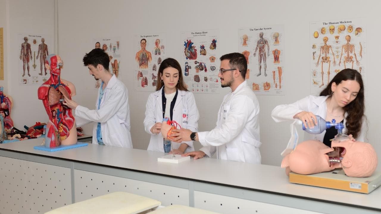 Tıp Fakültesinde Kritik Değişiklik: Eski Öğrenciler Kapsam Dışı