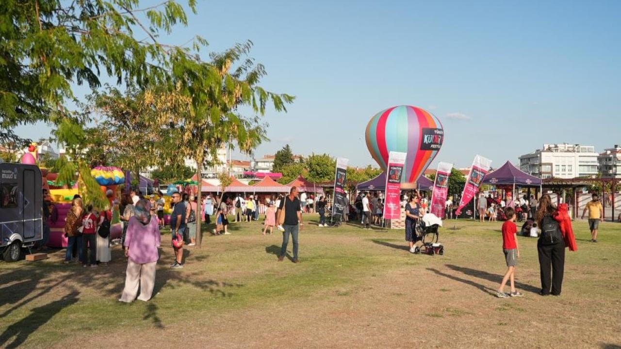 Çanakkale Kültür Yolu Festivali, Sanatseverlerin Kalbinde İz Bırakarak Perdesini Kapattı