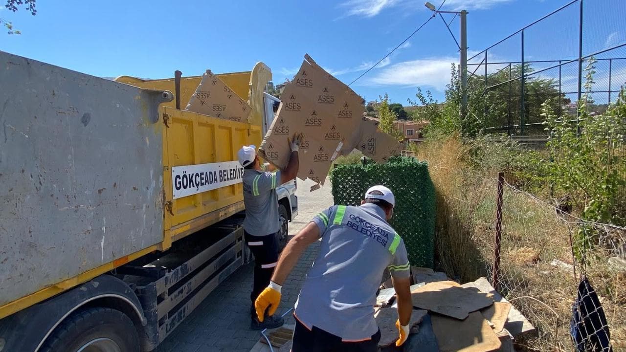 Gökçeada’da Temizlik Seferberliği: Çanakkale Halkını Bilgilendiriyoruz