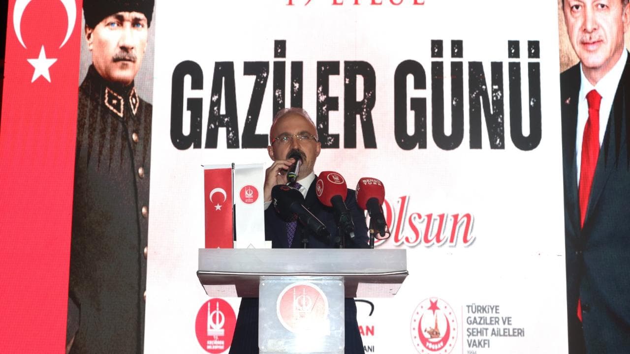 Bakan Yardımcısı Turan Gazilerle Buluştu: Çanakkale'ye Adanmış Bir Mesaj