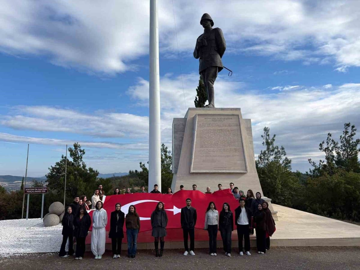 Akçakoca’dan 46 Üniversite Öğrencisi Çanakkale’yi Keşfetti
