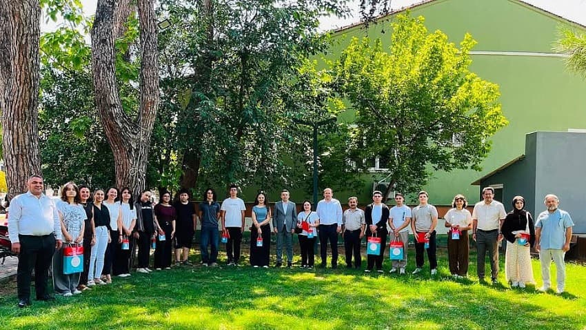 Bayramiç'te LGS ve YKS'de Başarıya İmza Atan Öğrencilere Özel Ödül