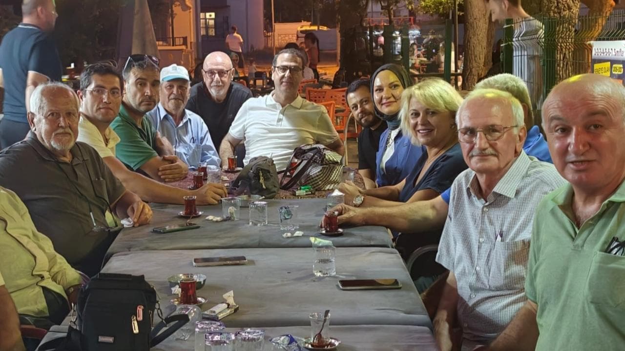 Rıdvan Uz Çanakkale’de bölgeye indi! Park Kahvesi’nde bir araya geldi