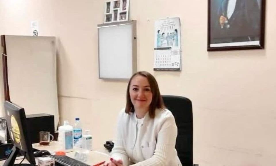 Çanakkale’de Alzheimer Farkındalığı: Dr. Melek Gürbüz, Bakım Verenlerin Yanında Olunması Gerektiğini Vurguladı