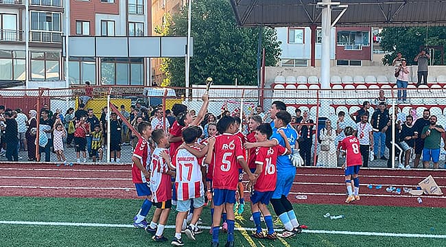ÇANAKKALESPOR U-12 TAKIMI ÇANAKKALE ŞAMPİYONU OLDU