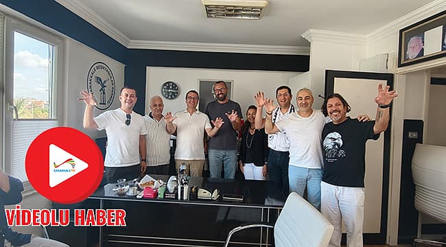 1903 ÇANAKKALE BEŞİKTAŞLILAR DERNEĞİ RIDVAN UZ'U AĞIRLADI: GÜNDEM TÜRK FUTBOLU TBMM Katip Üyesi ve İYİ Parti Çanakkale Milletvekili Rıdvan Uz, 1903 Çanakkale Beşiktaşlılar Derneği’ni ziyarette bulundu. Ziyarette Türk futbolundaki hakem tartışmaları