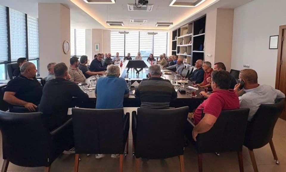 ÇTSO’da zeytin sıkım ücretleri ve sektörel sorunlar masaya yatırıldı
