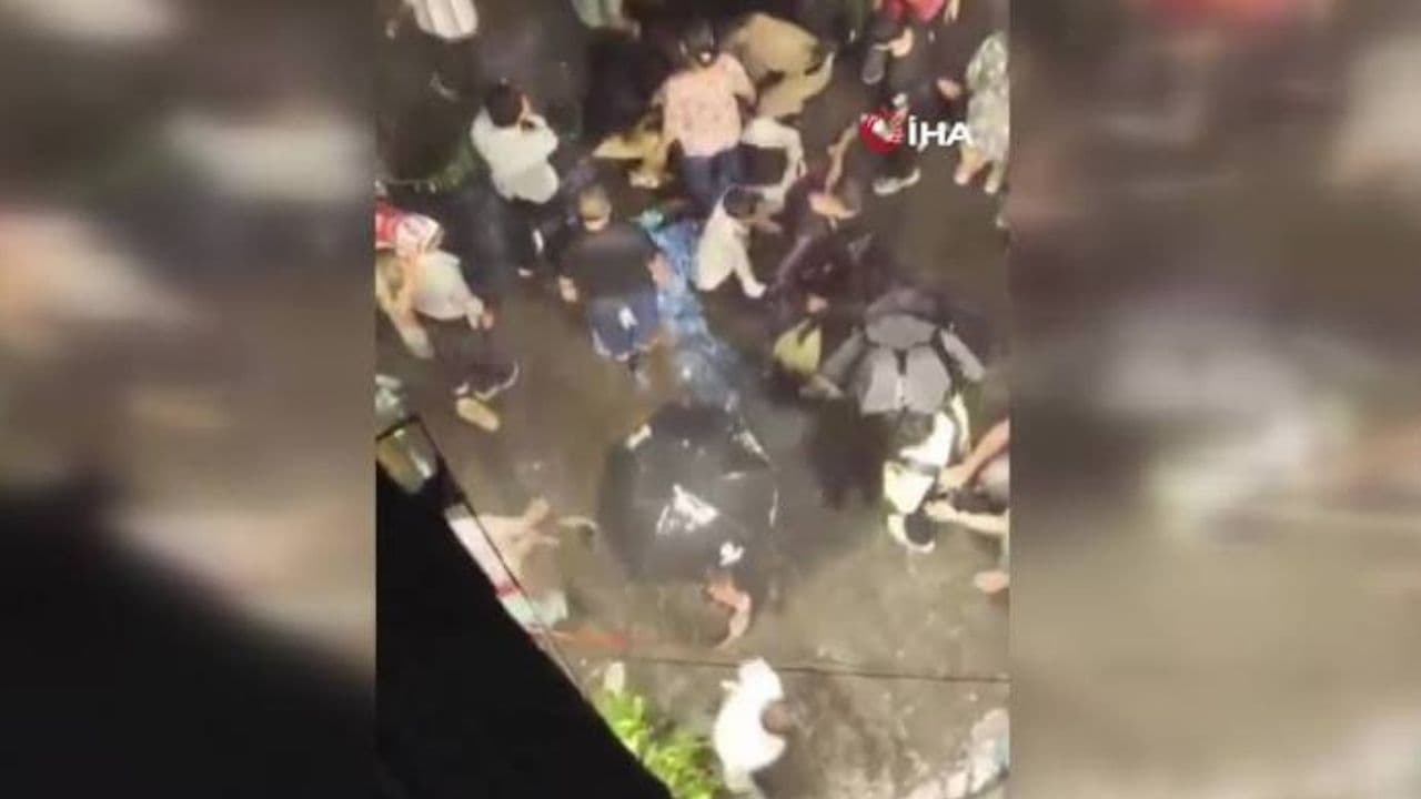 Durga Puja Festivali'nde Yağış Nedeniyle 17 Kişi Hayatını Kaybetti: Çanakkale Okuyucularına Özel Detaylar