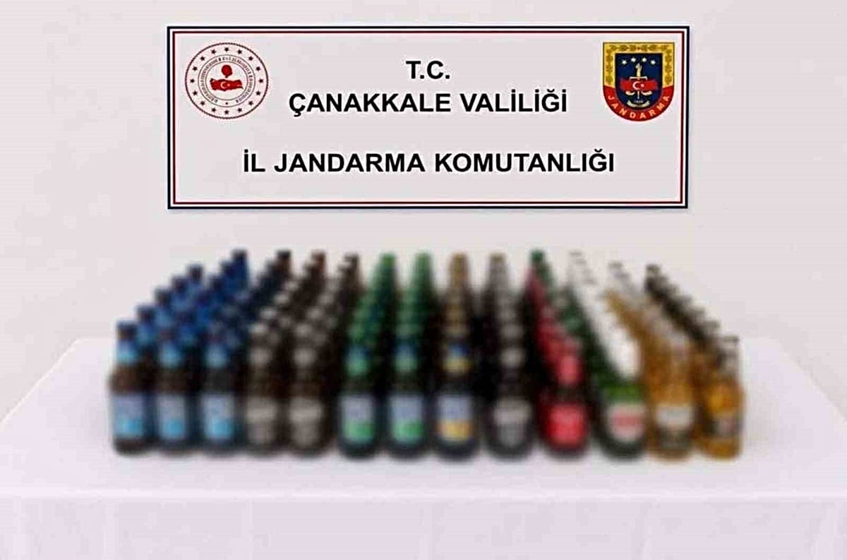 Çanakkale'de 2 Kaçakçılık Operasyonu: 17 Sikke ve 223 Litre Bira Ele Geçirildi