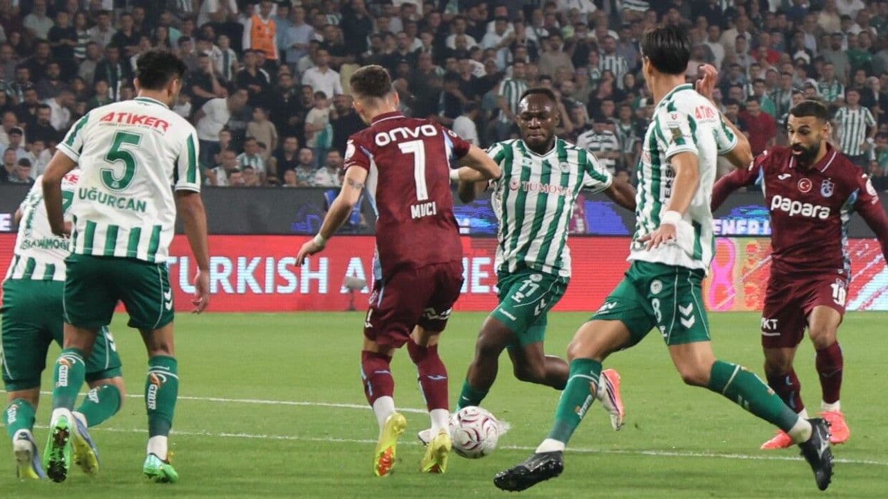Çanakkale'de Trabzonspor, Deplasmanda Tek Golle Konyaspor'u Yendi