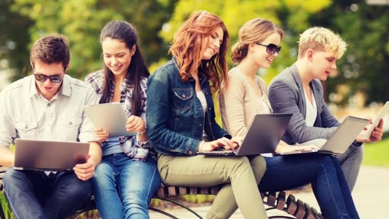 Erzincan Binali Yıldırım Üniversitesi'nde Çığır Açan Dönüşüm: Fikirler Şirkete Dönüşüyor!