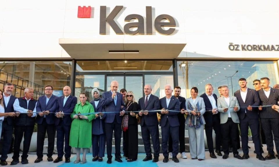 ÇTSO Başkanı Selçuk Semizoğlu, Özkorkmaz İnşaatın yepyeni şube açılışına iştirak etti