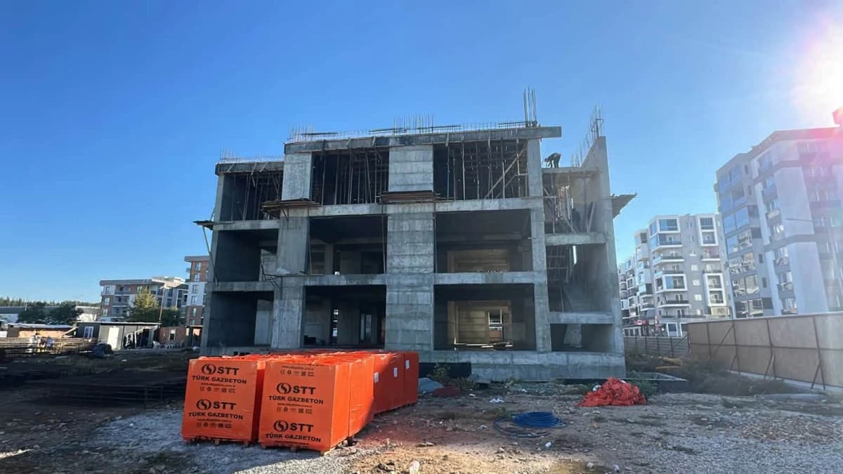 Arslanca İlkokulu İnşaatı Hızla Sürüyor