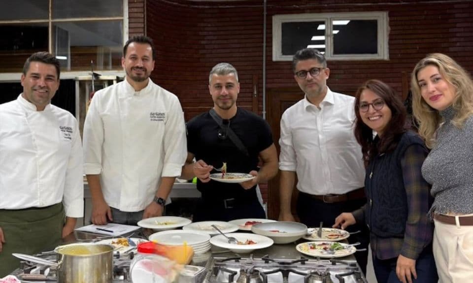 Dardanos Mutfak Akademisi'nden Yeni Nesil Şefler Mezun Oldu: Çanakkale Gastronomisine Taze Kan!