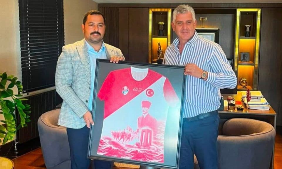 Çanakkalespor Tarihinin Renkleri: Miller Holding’e Özel 60. Yıl Forması