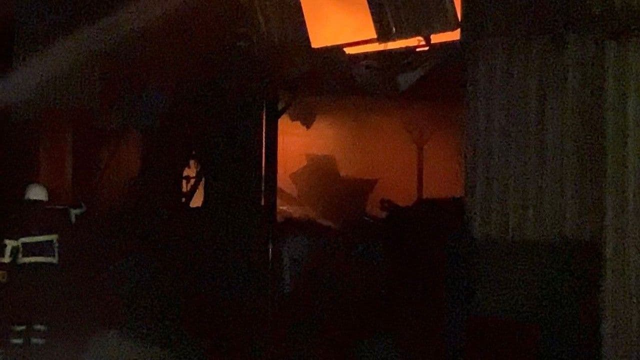 Biga Sanayi Bölgesinde Hurda Dükkanında Çıkan Yangın Hızlı Müdahale ile Kontrol Altına Alındı