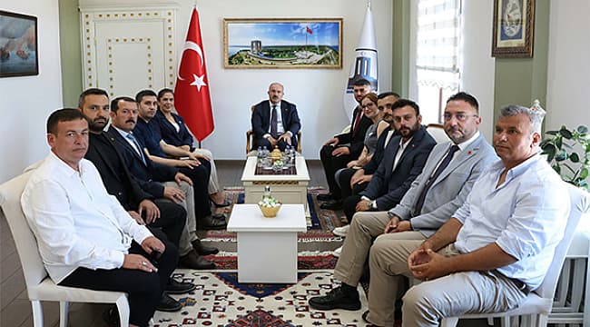MHP ÇANAKKALE İL YÖNETİMİNDEN VALİ TORAMAN'A ZİYARET