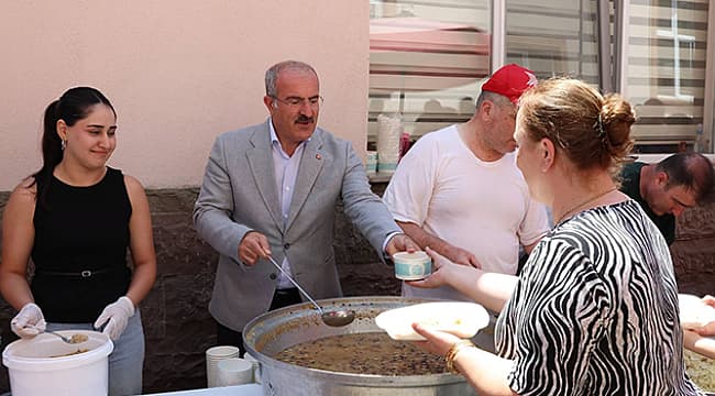 VALİLİK PERSONELİ MUHARREM AYINDA AŞURE SOFRASINDA BULUŞTU