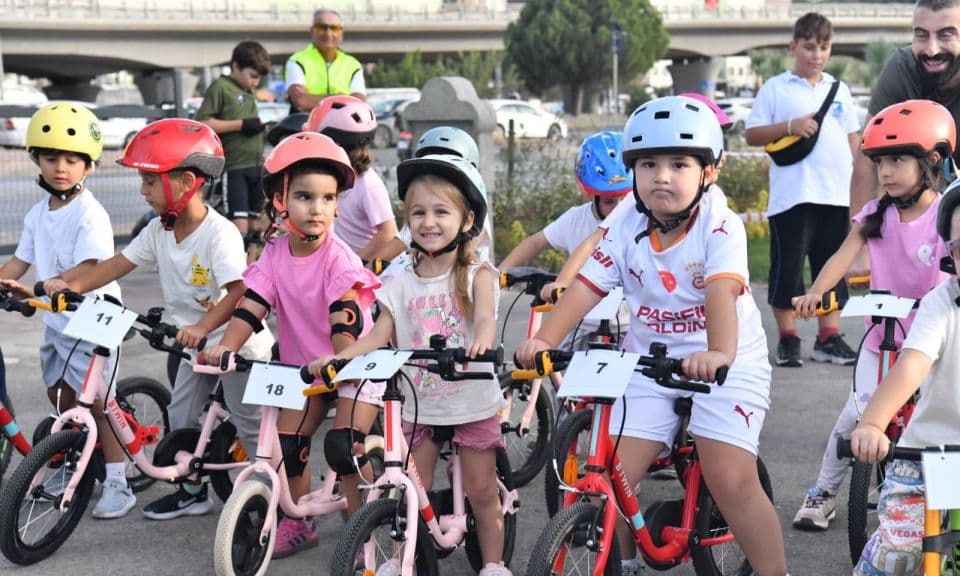 Minikler Denge Granfondo’da pedal çevirdi Çanakkale’de