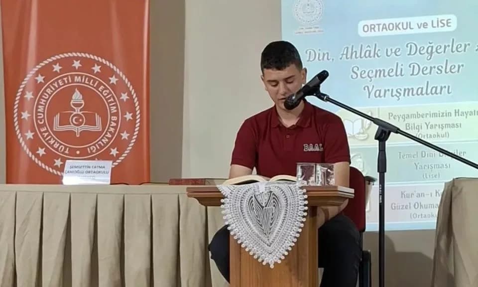 Biga, Genç Nida Kur'an-ı Kerim'i Güzel Okuma Yarışması'nda İl Birincisi