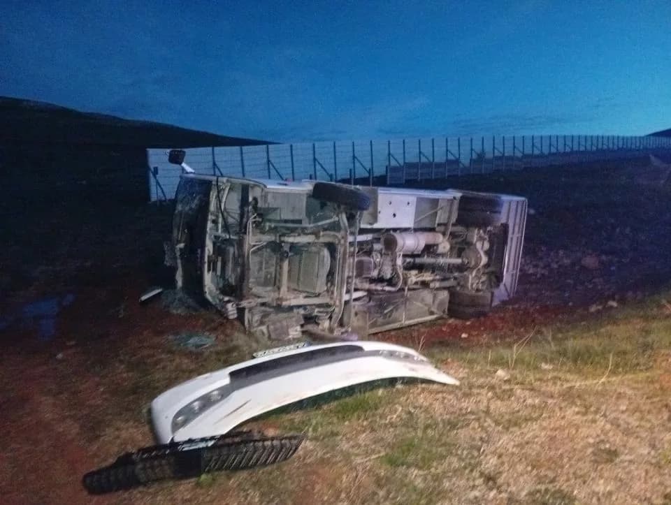 Taraftarları Taşıyan Midibüs kazası