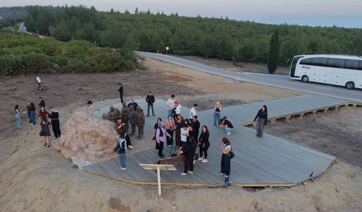 ÇOMÜ'lü Gençler, Çanakkale Ruhu'nu Objektifleriyle Ölümsüzleştiriyor